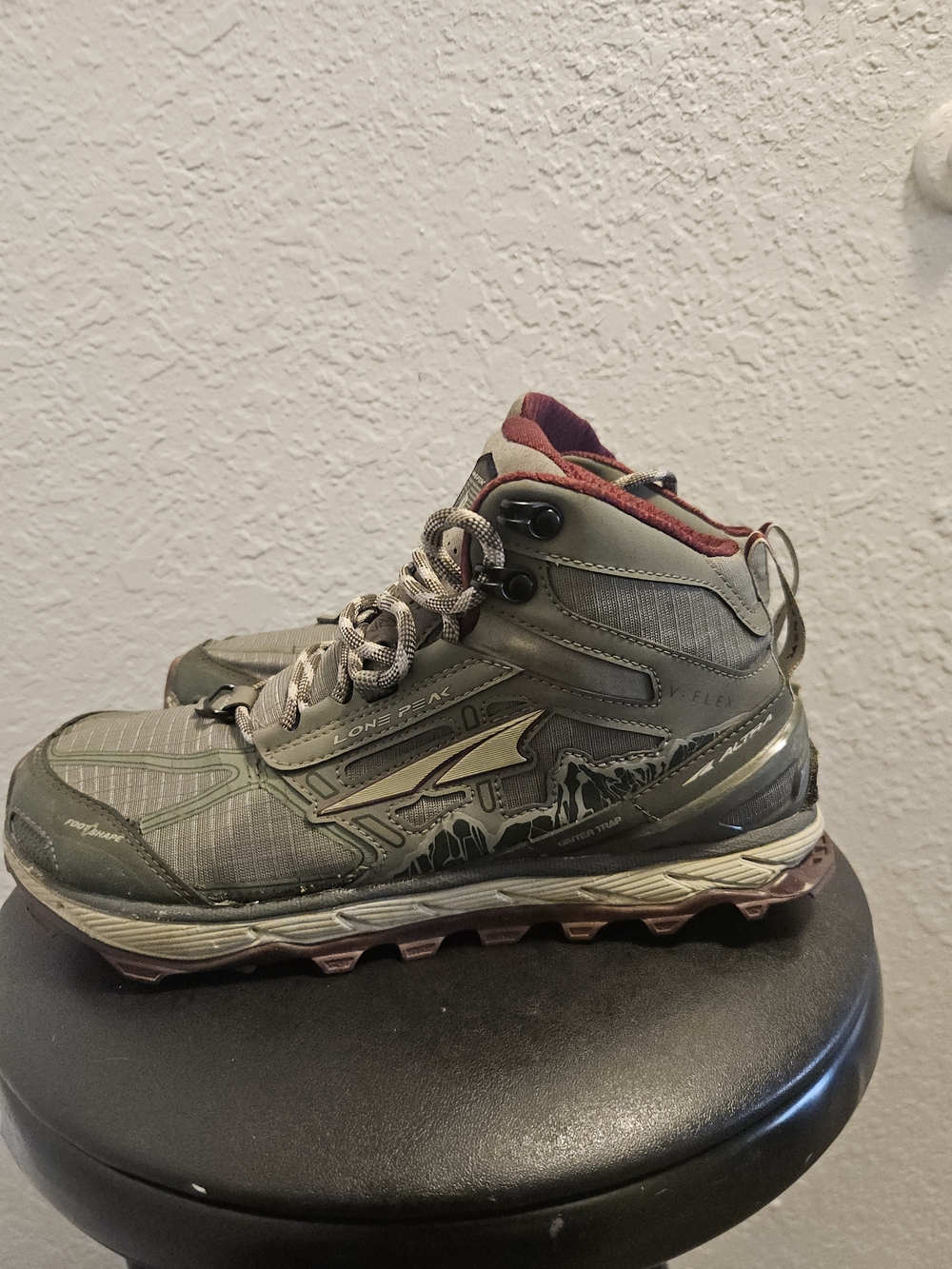 Altra Womens Lone Peak 4 Hiking Shoes Olive Mesh Boot Sneaker Trainer